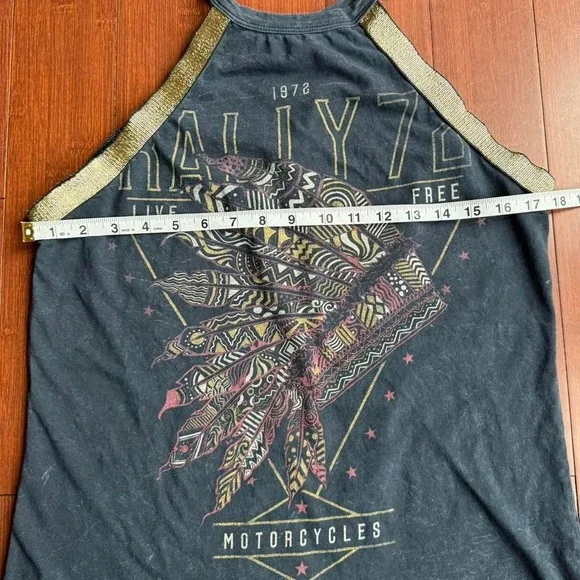 Black‎ and Gold Motorcycle Tank - Picture 7 of 8